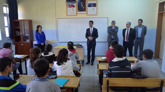 İl Millî Eğitim Müdür Vekilimiz Abdulcelil KAHVECİ, Ortak Sınavlar Öncesi Okulları Ziyaret Etti