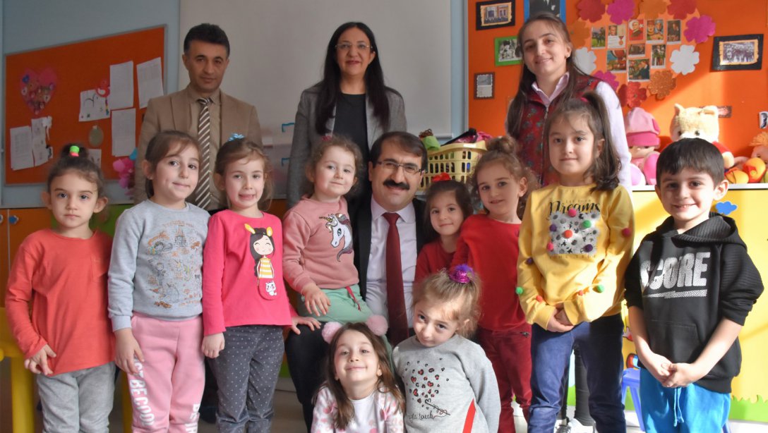 İl Milli Eğitim Müdürümüz Fahri ACAR Zübeyde Hanım Anaokulunu Ziyaret Etti