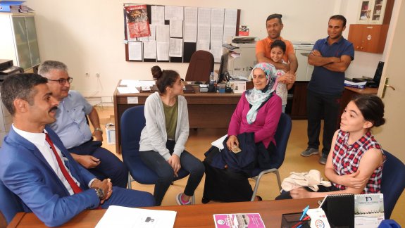 İl Milli Eğitim Müdürü Abdulcelil KAHVECİnin , Merkez ilçedeki TEOG ve ÖSYS Tercih Danışmanlığı Bürolarını Ziyareti