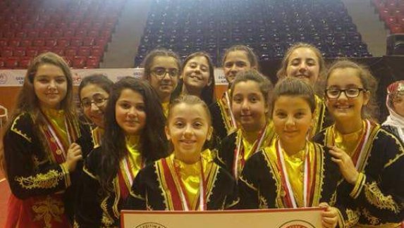 Halk Oyunları Ekiplerimiz Türkiye Finallerinde