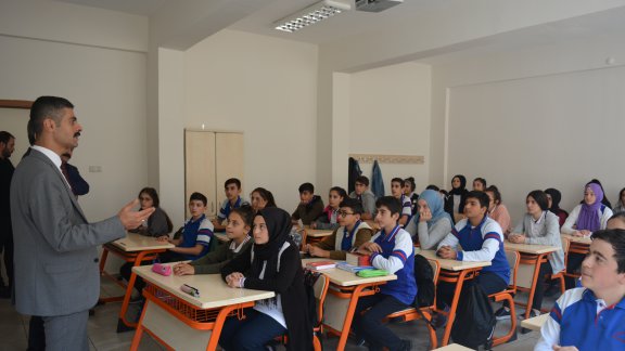 İl Milli Eğitim Müdürü Abdulcelil KAHVECİ İbn-i Sina Mesleki ve Teknik Anadolu Lisesini Ziyaret Etti