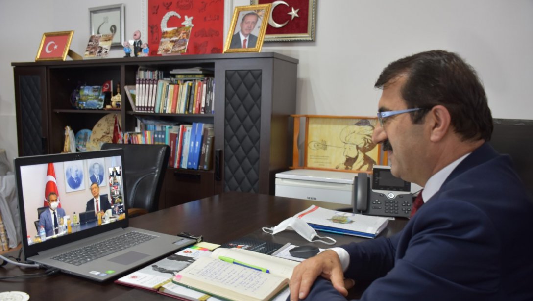 İl Müdürü Fahri ACAR, Milli Eğitim Bakanlığı Telekonferans Toplantısına Katıldı 