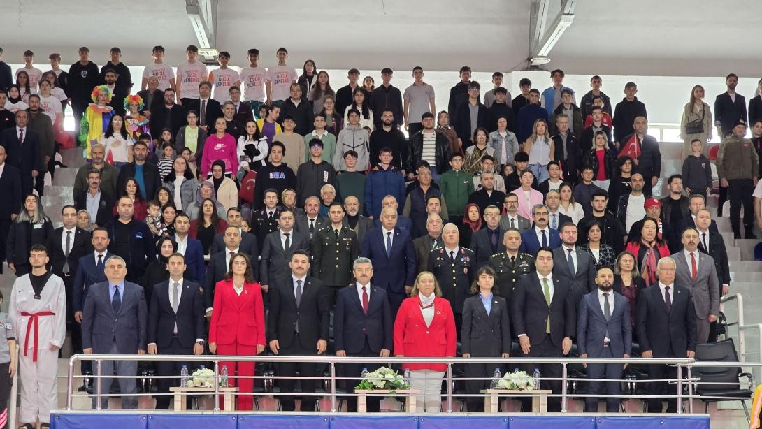 19 MAYIS ATATÜRK'Ü ANMA, GENÇLİK VE SPOR BAYRAMI COŞKUYLA KUTLANDI
